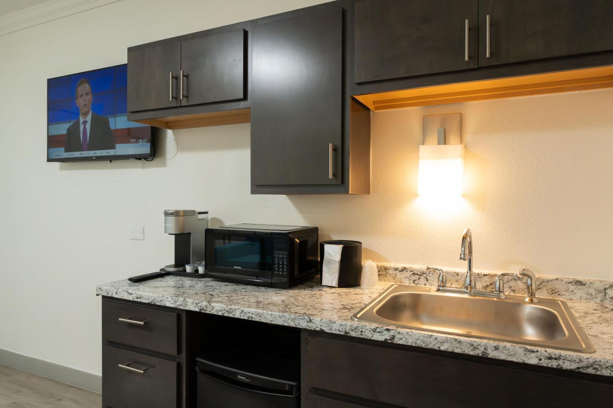 Oasis Bay Suites, Tampa, Busch Gardens, Usf 외부 사진