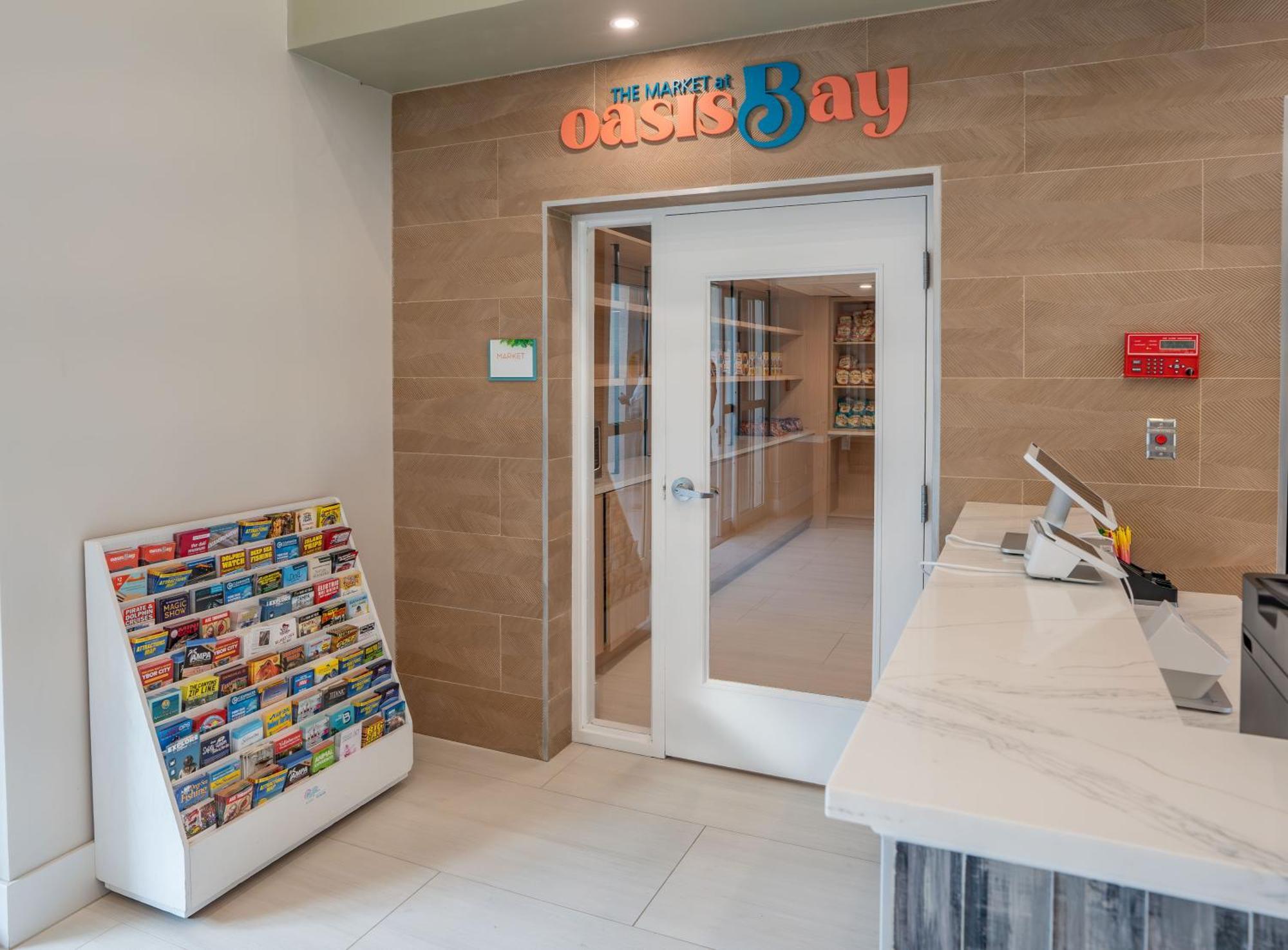 Oasis Bay Suites, Tampa, Busch Gardens, Usf 외부 사진